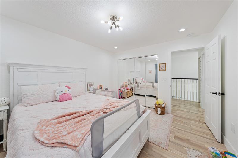 Image 29 of 35 For 15799 Menton Bay Ct