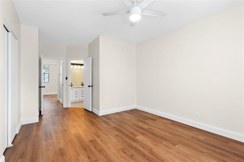 Image 16 of 25 For 11000 Light House Ct  11000