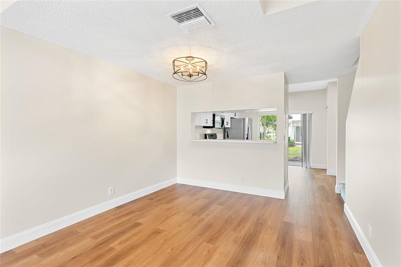 Image 8 of 25 For 11000 Light House Ct  11000