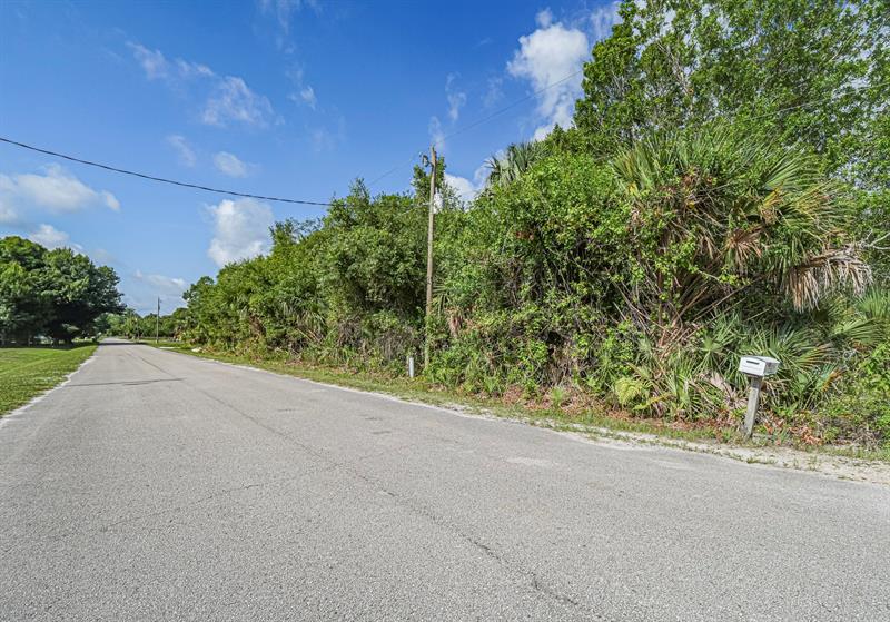 Details for 30651 23rd Way, Okeechobee, FL 34972
