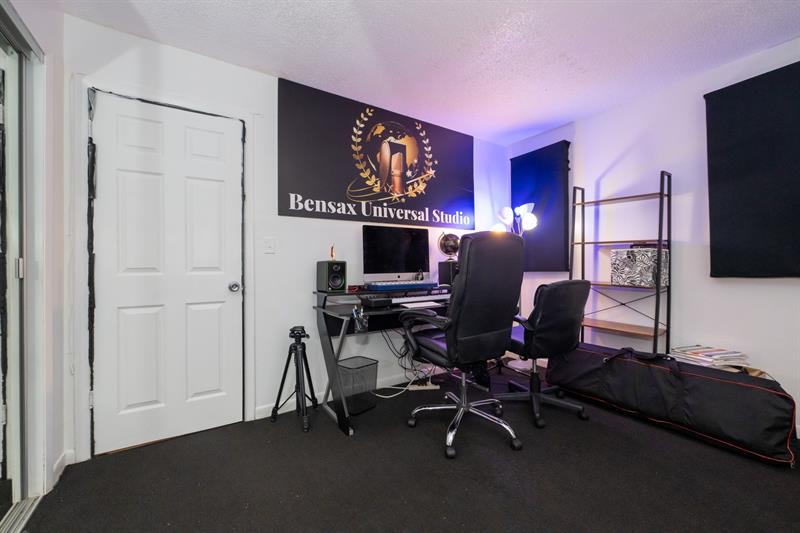 Image 14 of 43 For 8821 38th Dr  205a