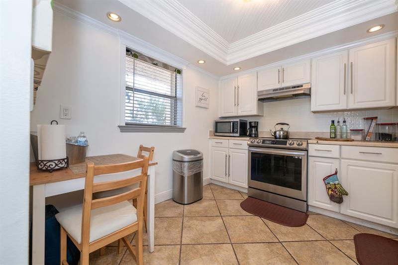 Image 28 of 43 For 8821 38th Dr  205a