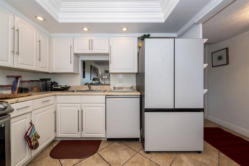 Image 29 of 43 For 8821 38th Dr  205a