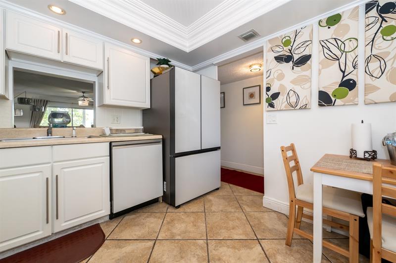 Image 31 of 43 For 8821 38th Dr  205a