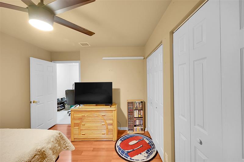 Image 25 of 47 For 5230 Grande Palm Cir