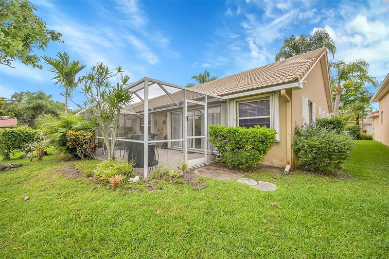 Image 40 of 47 For 5230 Grande Palm Cir