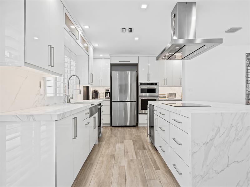 Image 17 of 46 For 2147 65th St