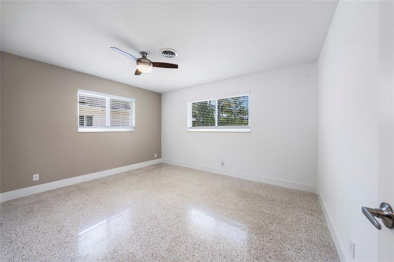 Image 20 of 30 For 3140 Calle Largo Dr