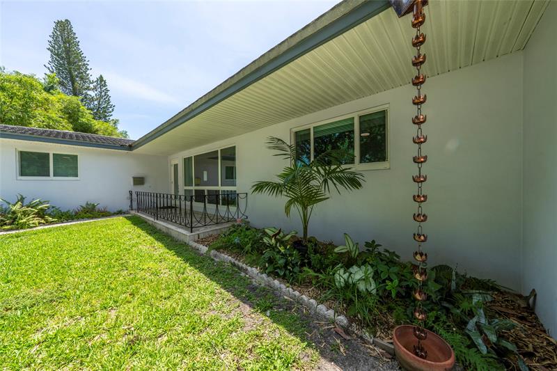 Image 28 of 30 For 3140 Calle Largo Dr