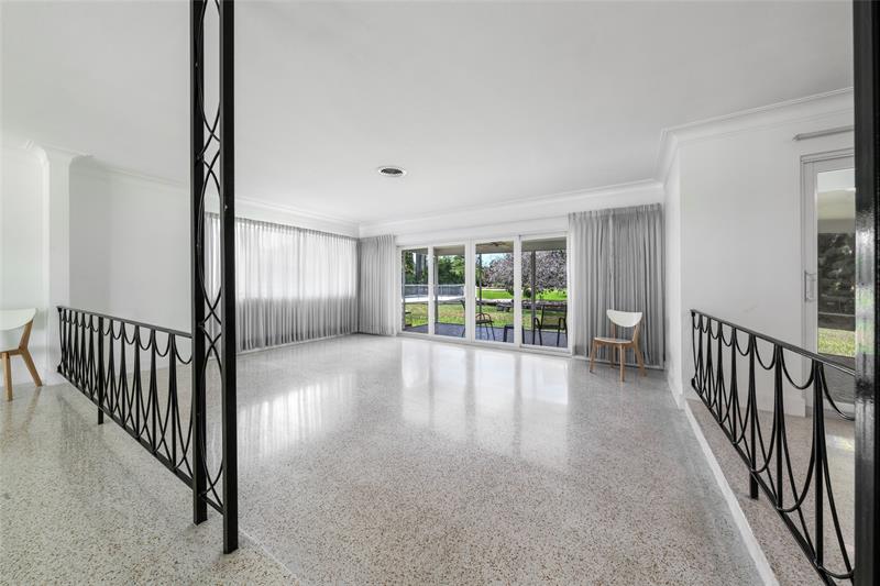 Image 6 of 30 For 3140 Calle Largo Dr