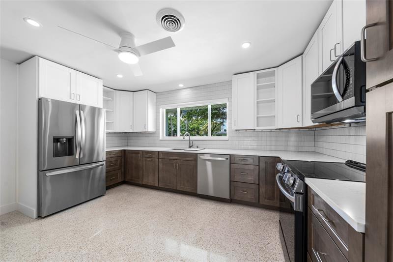Image 8 of 30 For 3140 Calle Largo Dr