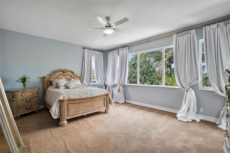Image 36 of 85 For 12245 71 Street