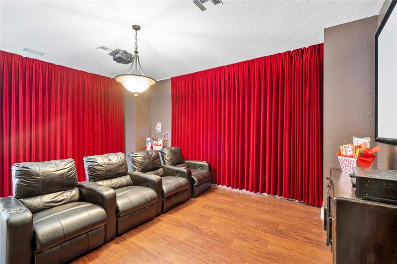 Image 51 of 85 For 12245 71 Street
