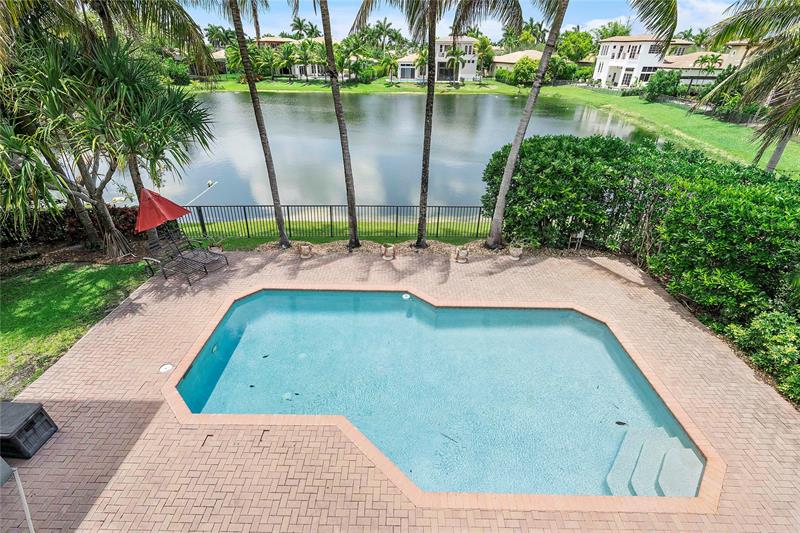 Image 6 of 85 For 12245 71 Street