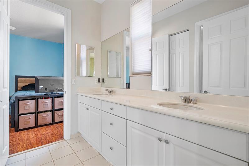 Image 62 of 85 For 12245 71 Street