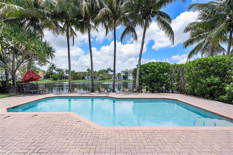 Image 7 of 85 For 12245 71 Street