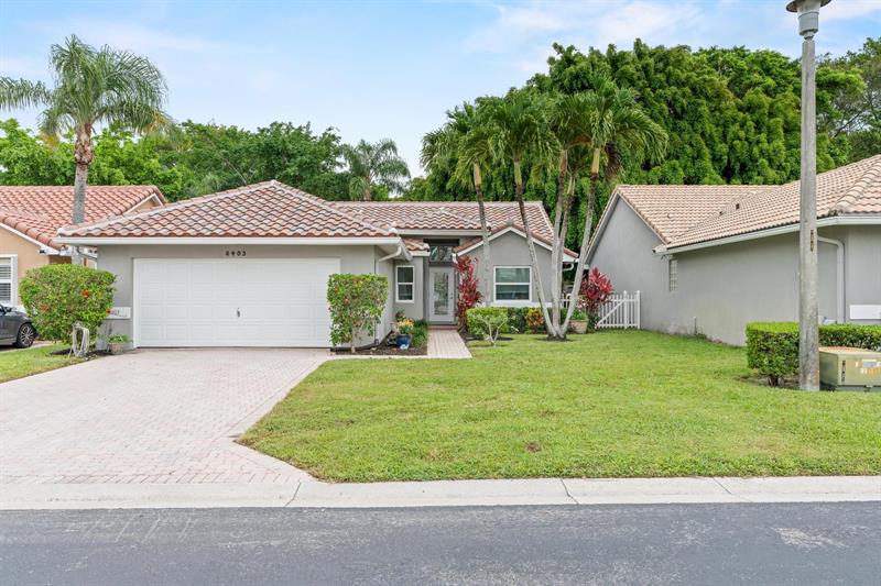 Details for 5403 Grande Palm Cir, Delray Beach, FL 33484