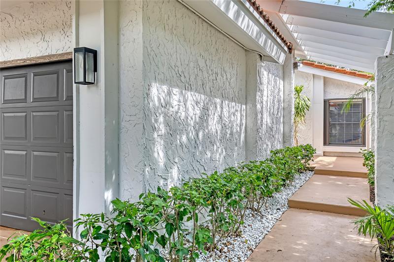 Details for 6488 Pond Apple Rd, Boca Raton, FL 33433
