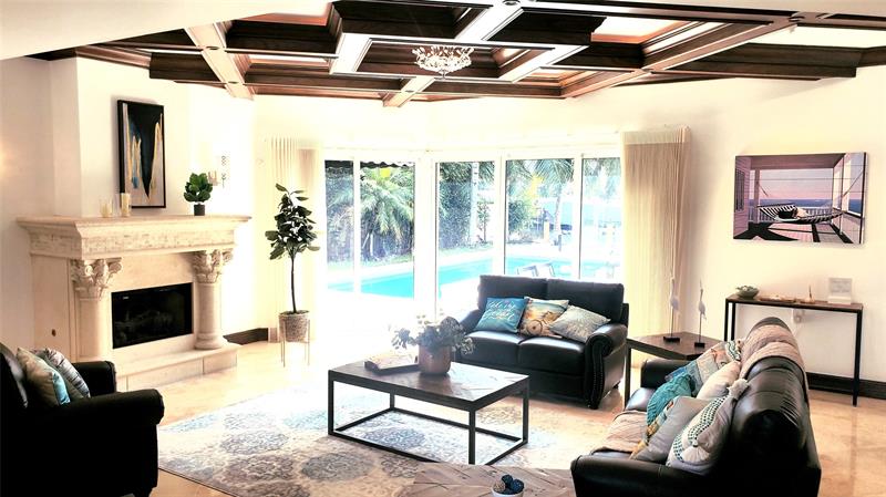 Image 13 of 27 For 2626 Barcelona Dr