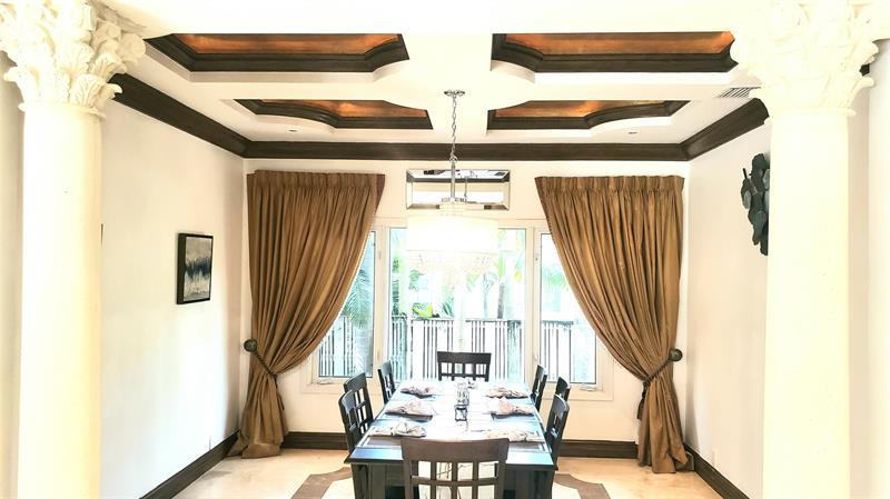 Image 14 of 27 For 2626 Barcelona Dr