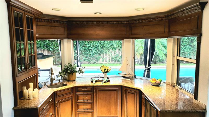 Image 15 of 27 For 2626 Barcelona Dr