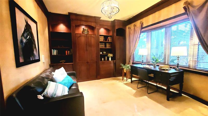 Image 18 of 27 For 2626 Barcelona Dr