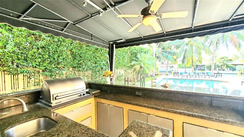 Image 5 of 27 For 2626 Barcelona Dr