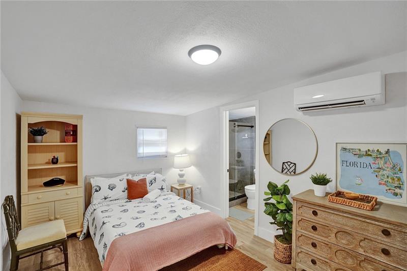 Image 14 of 35 For 6128 39th Street