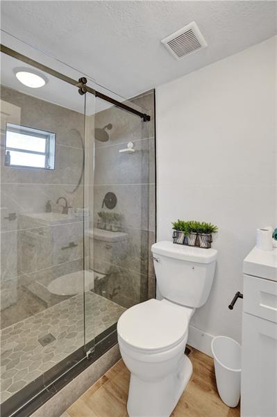 Image 19 of 35 For 6128 39th Street