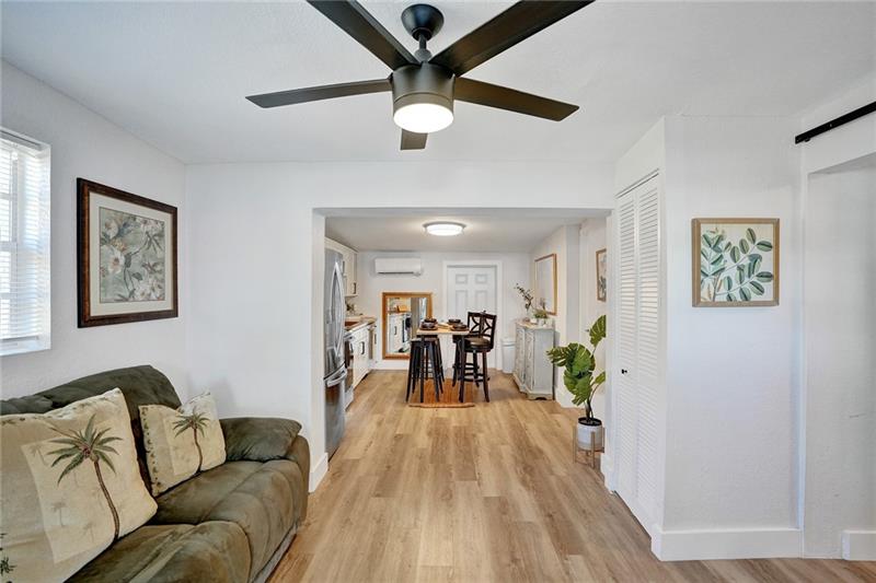 Image 4 of 35 For 6128 39th Street