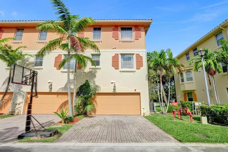 Image 5 of 52 For 3915 Passion Flower Rd  3915