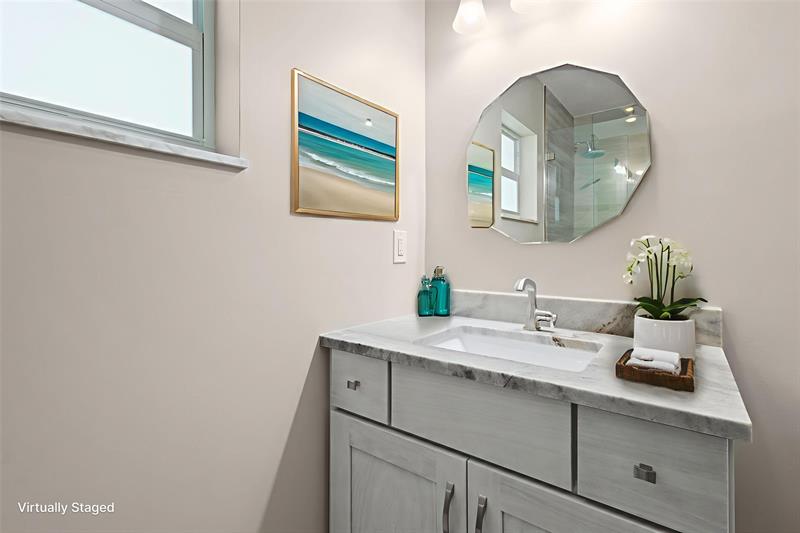 Image 19 of 56 For 1709 Rio Vista Dr