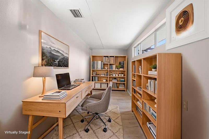 Image 23 of 56 For 1709 Rio Vista Dr