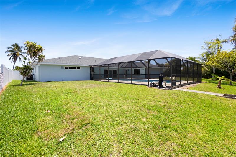 Image 32 of 56 For 1709 Rio Vista Dr