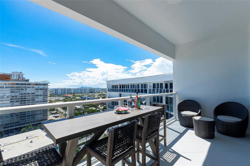 Image 31 of 59 For 4100 Galt Ocean Drive  1805