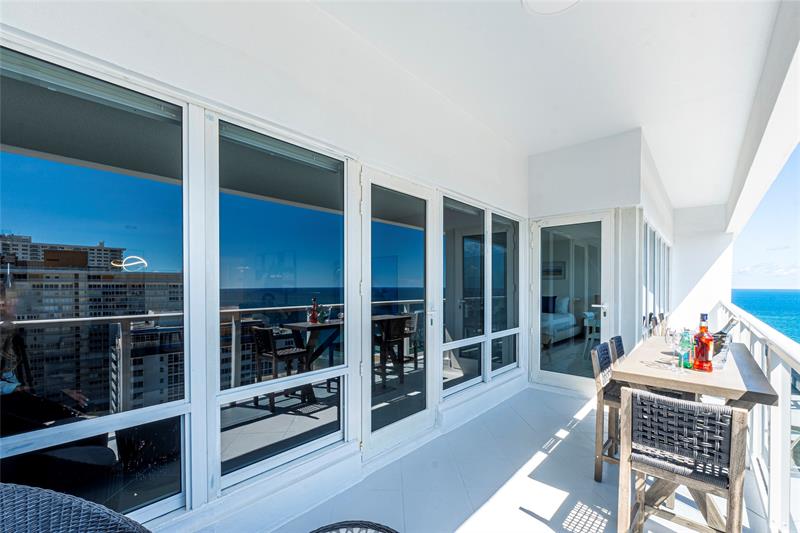 Image 32 of 59 For 4100 Galt Ocean Drive  1805