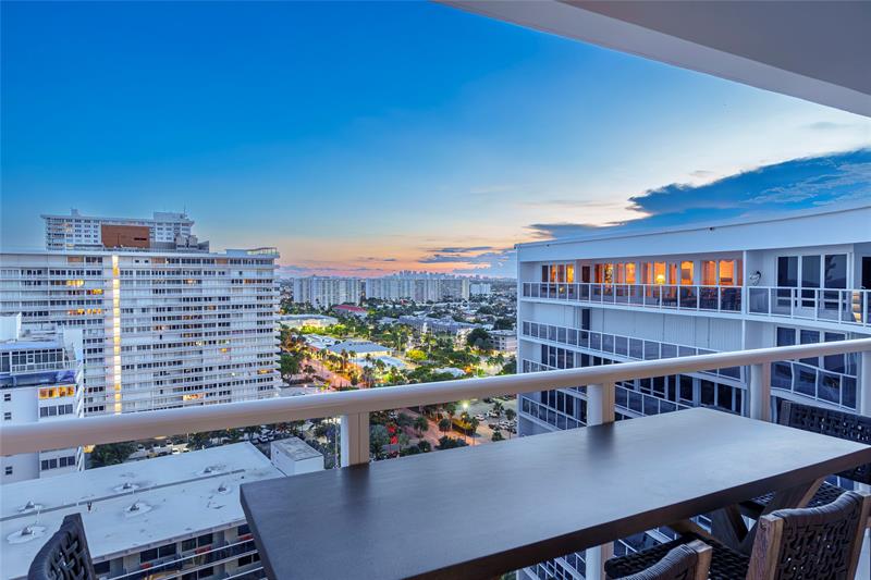Image 34 of 59 For 4100 Galt Ocean Drive  1805