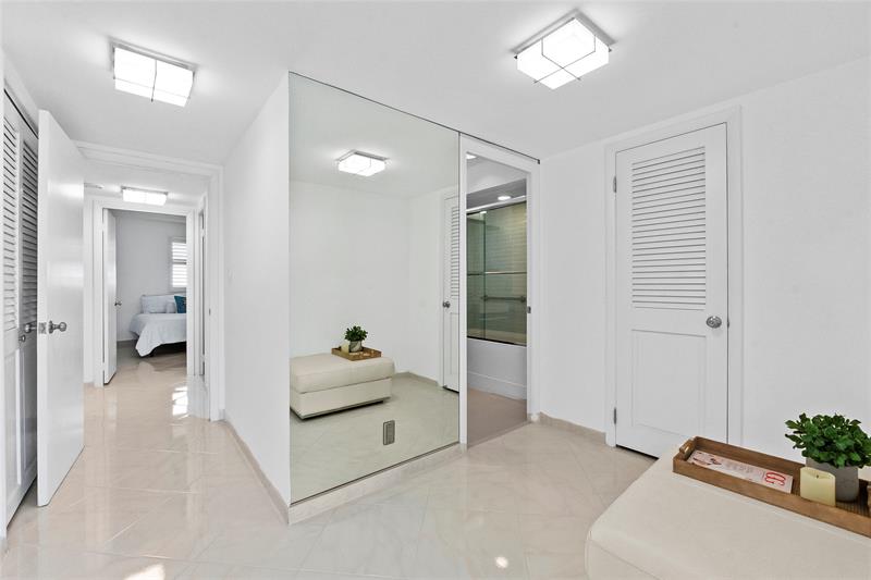 Image 46 of 59 For 4100 Galt Ocean Drive  1805