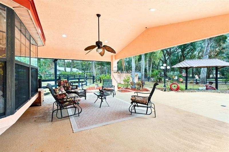 Image 11 of 40 For 7141 97th Pl