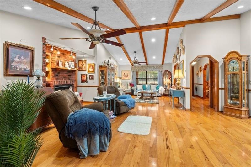 Image 5 of 40 For 7141 97th Pl
