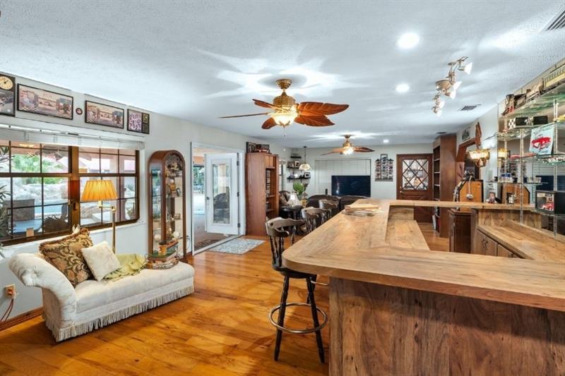 Image 9 of 40 For 7141 97th Pl