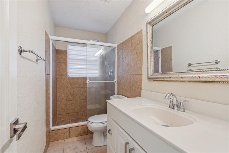 Image 13 of 14 For 6260 20th Ter