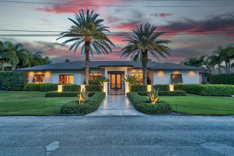 Image 4 of 85 For 2840 44th St