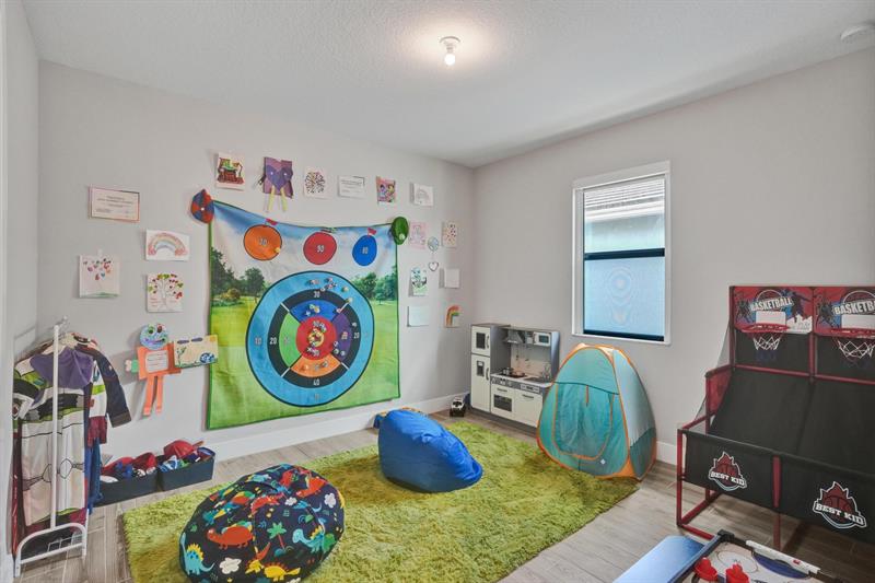 Image 42 of 67 For 2622 87 Ter  