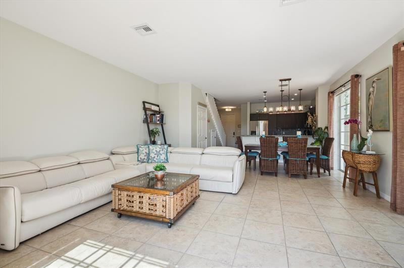Image 9 of 20 For 2325 5th St  