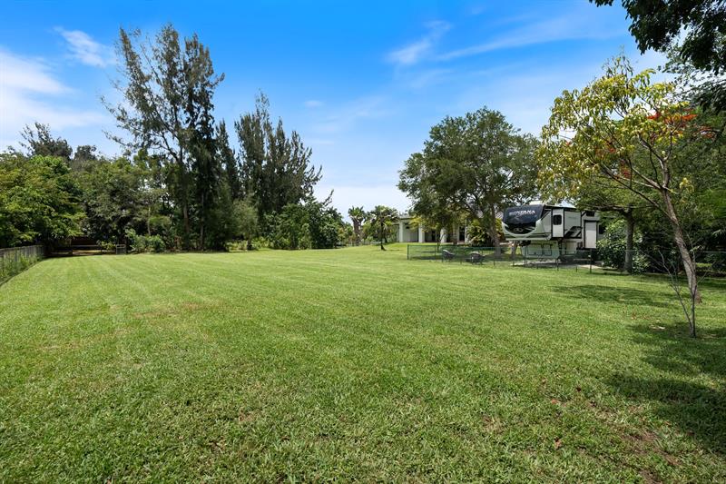 Image 40 of 51 For 5350 198th Ter