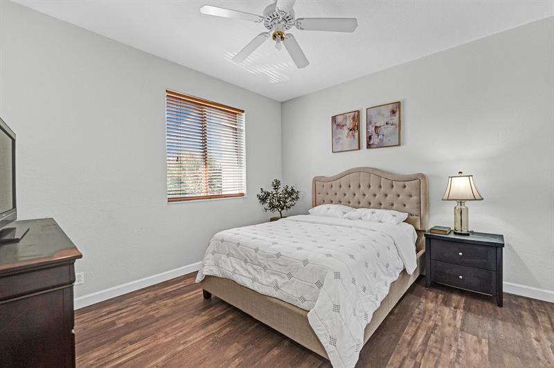 Image 30 of 47 For 4306 Mariners Cove Drive