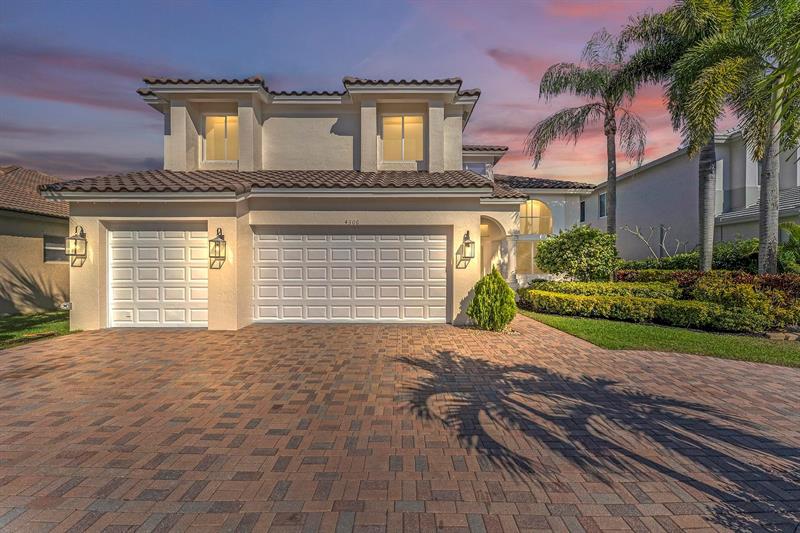Image 4 of 47 For 4306 Mariners Cove Drive