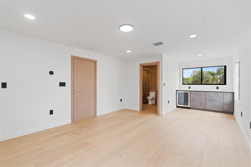 Image 41 of 64 For 2108 63rd St