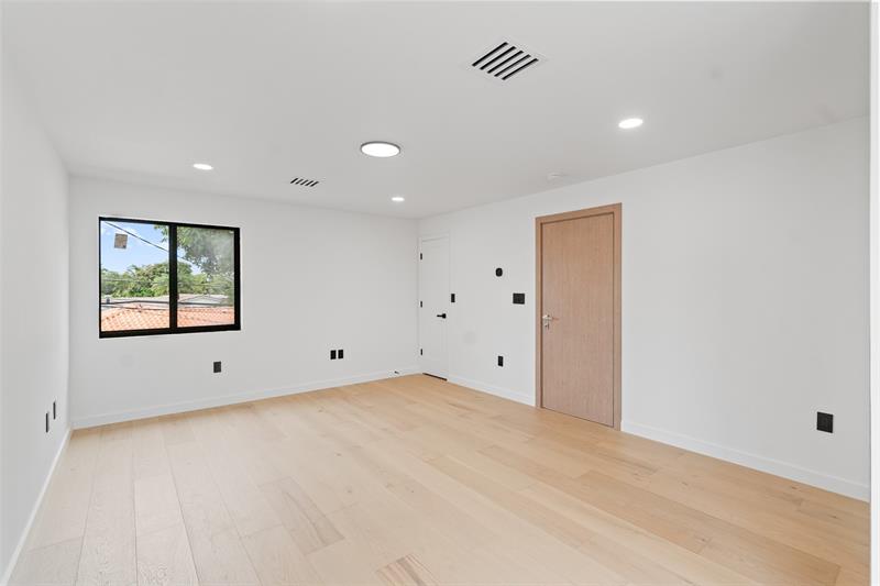 Image 43 of 64 For 2108 63rd St